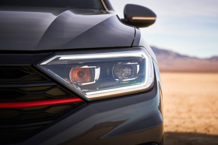 2020_volkswagen_jetta-gli_sedan_autobahn_edetail_oem_1_815
