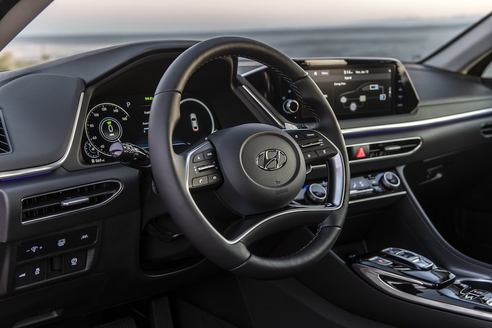2021-hyundai-sonata-04