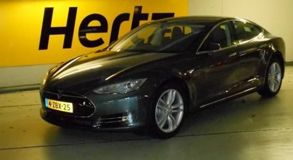 tesla-hertz-rent