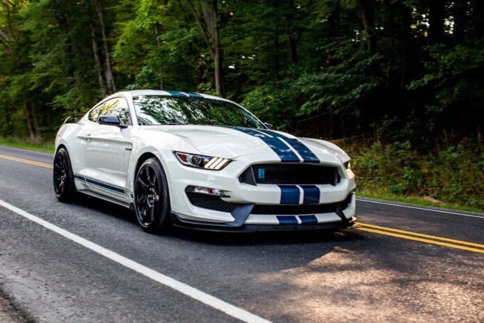 2021-shelby-gt-34