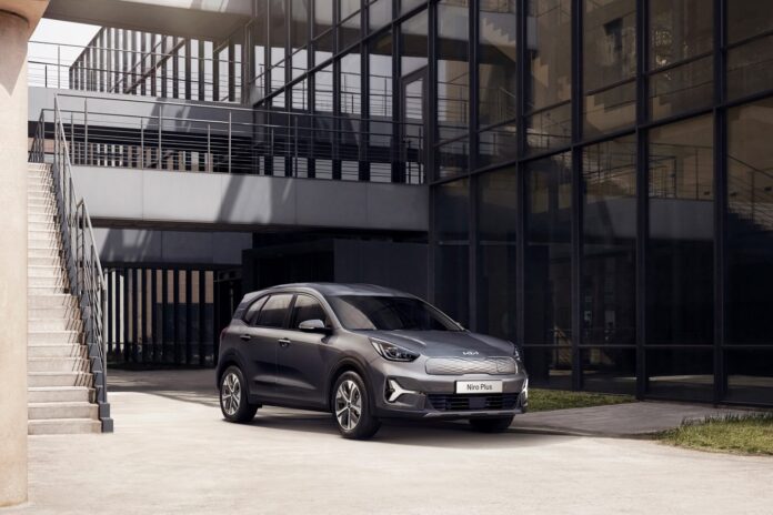 18825_Kia_initiates_purpose-built_vehicle_strategy_with_launch_of_Niro_Plus
