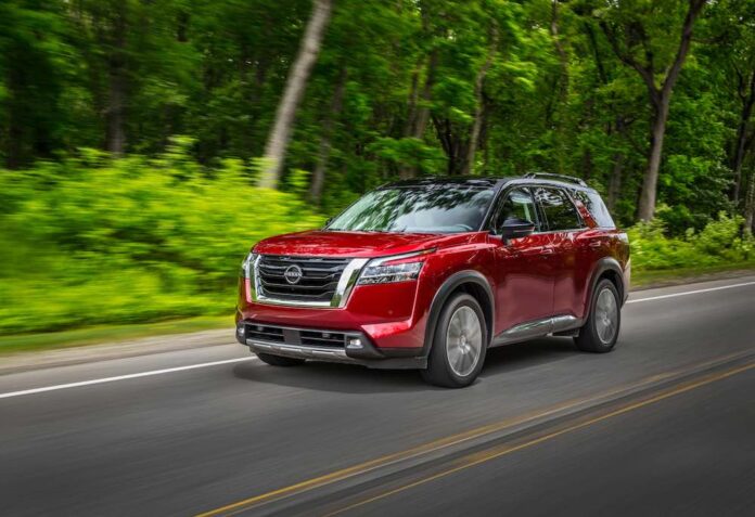 2022 Nissan Pathfinder platinum