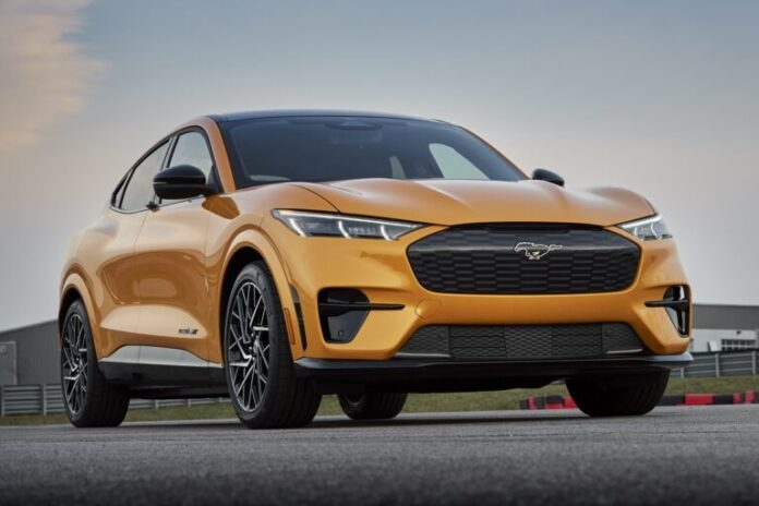 2021-Mustang-Mach-E-GT