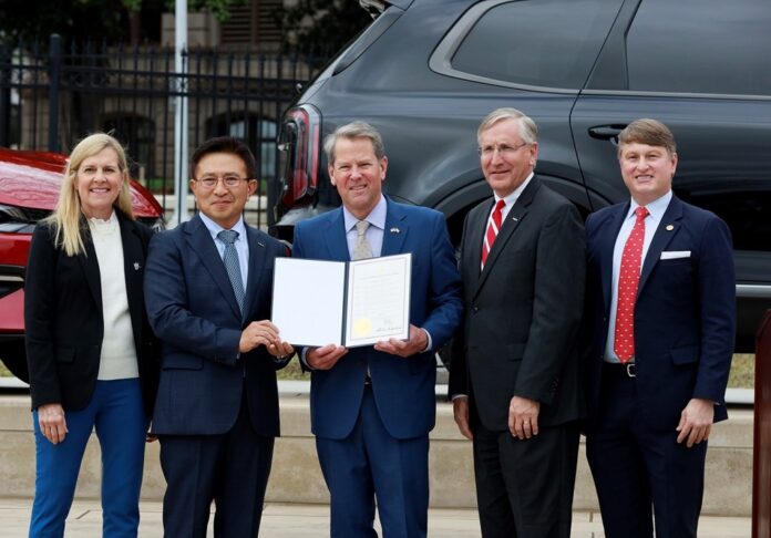 19830_Georgia_lawmakers_commend_Kia_for_manufacturing_and_its_impact_to_the_state (1)