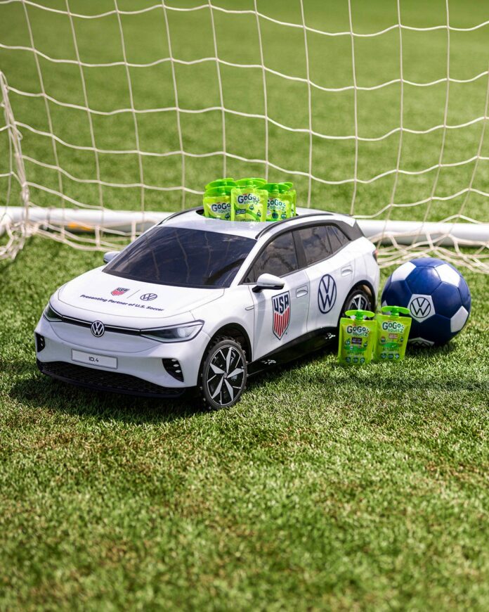 Large-16371-Volkswagenannouncesnationwideyouthsoccerclinicsaimedatdrivingsportandempoweringanextgenerationofathletes